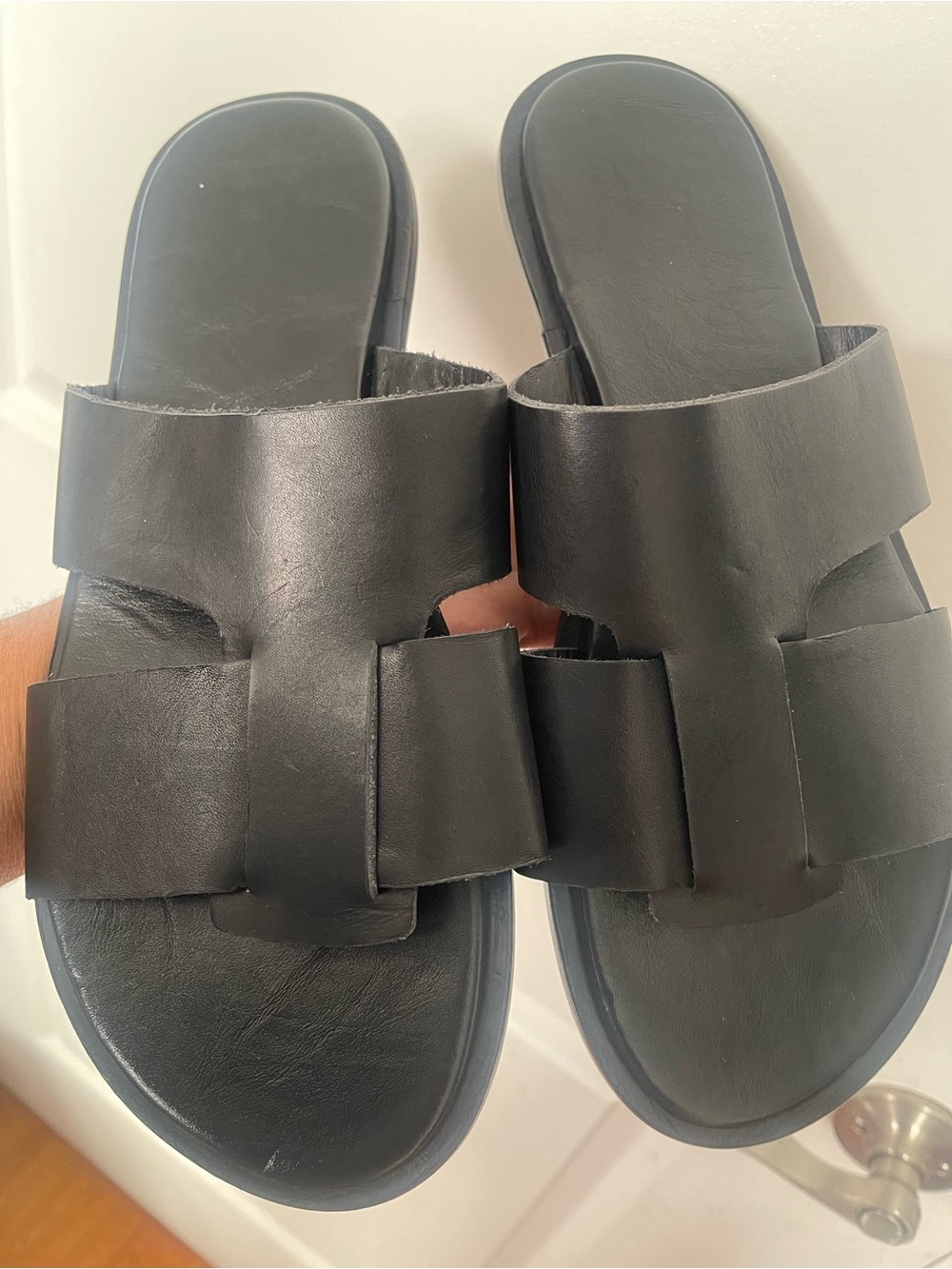 Brand New Men’s Black Leather Slide Sandals Sz 11